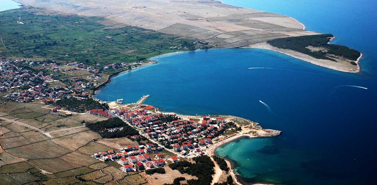 Apartments Mint Povljana - 50M From Sandy Beach Εξωτερικό φωτογραφία