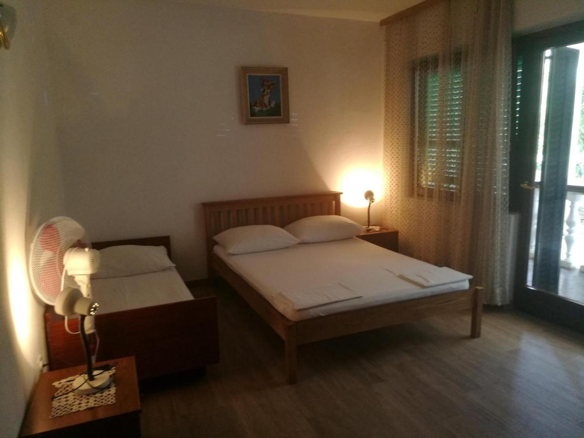 Apartments Mint Povljana - 50M From Sandy Beach Εξωτερικό φωτογραφία