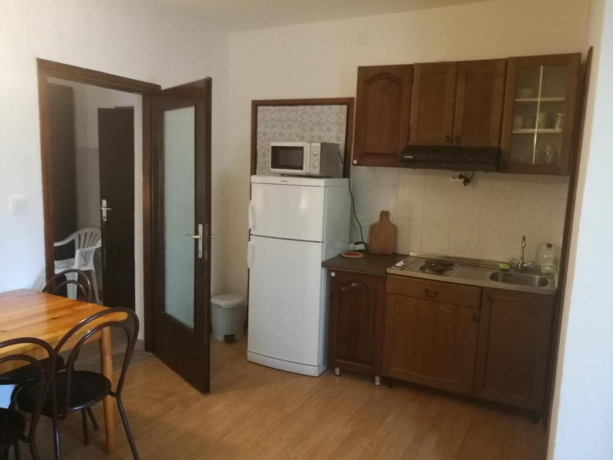 Apartments Mint Povljana - 50M From Sandy Beach Εξωτερικό φωτογραφία
