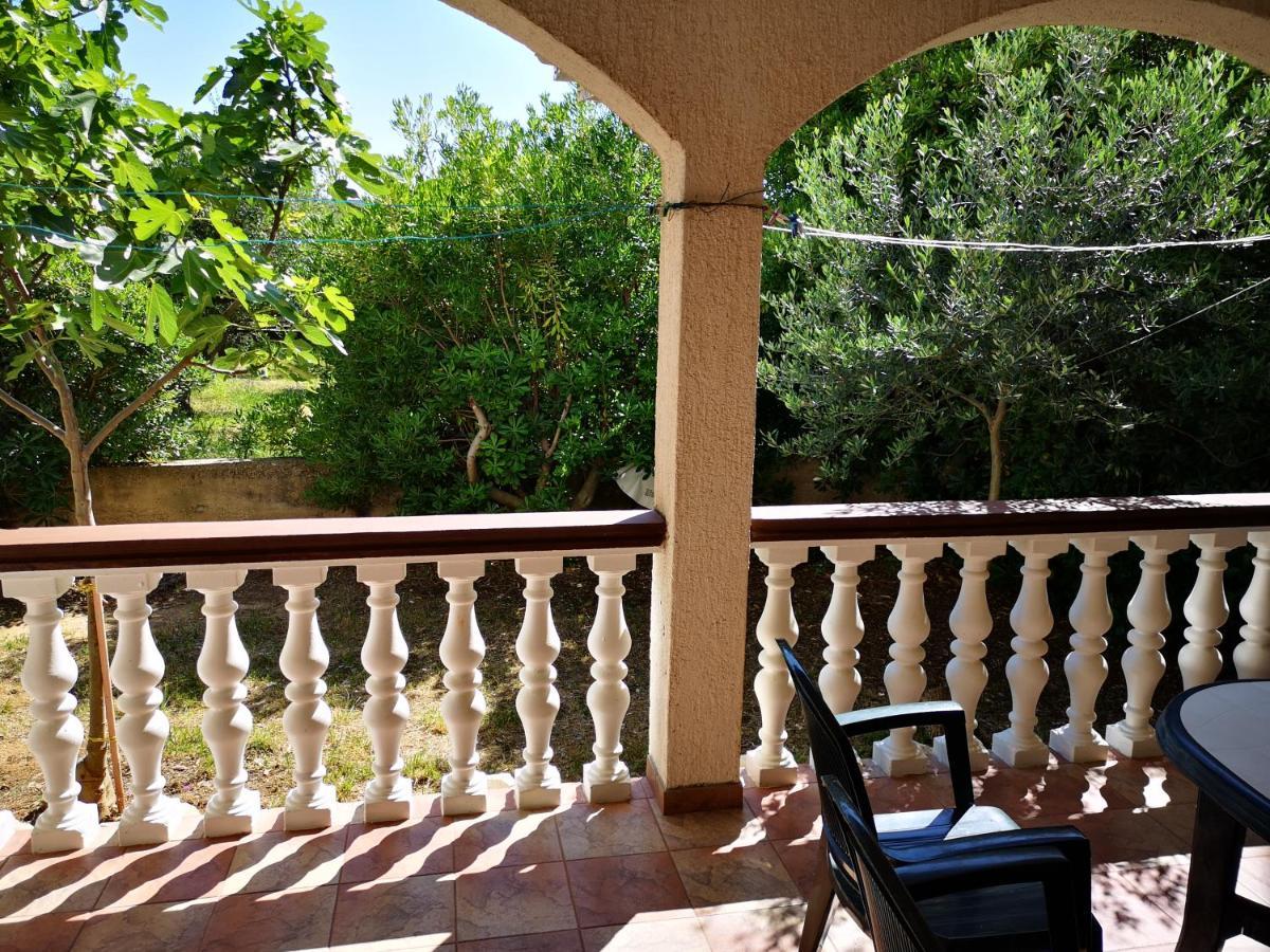 Apartments Mint Povljana - 50M From Sandy Beach Εξωτερικό φωτογραφία